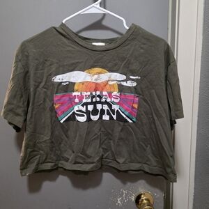 Graphic Crop Top - Olive